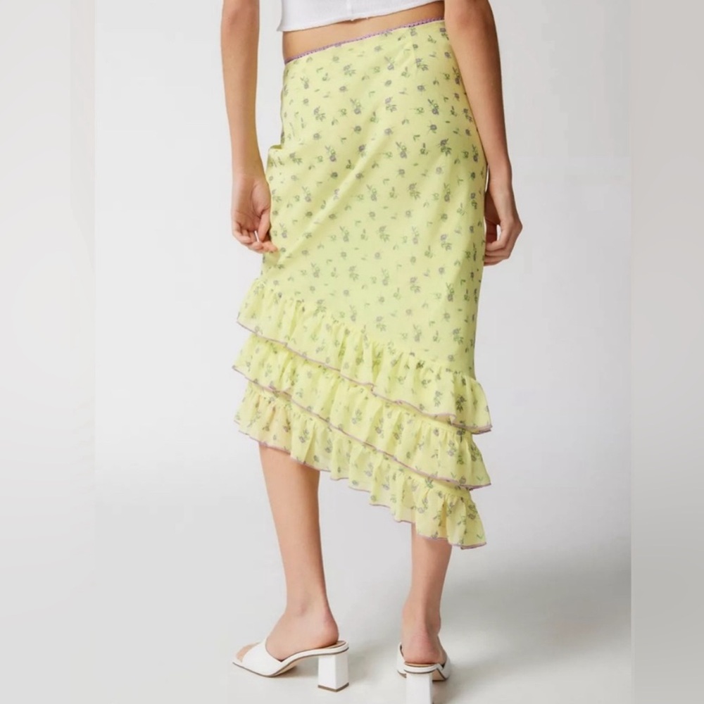 Urban Outfitters Kimchi Blue High Low Skirt, size small
